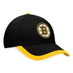 Moška kapa s ščitnikom Fanatics Defender Structured Defender Structured Adjustable Boston Bruins