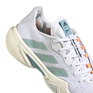 Ženska obutev za tenis adidas  Barricade W Parley White  EUR 40