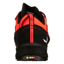 Ženska obutev za uporabo na prostem Salewa Wildfire 2 Fluo Coral/Black