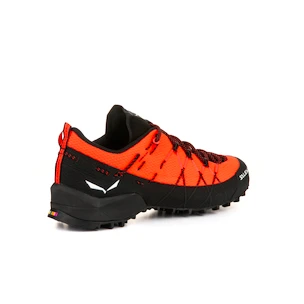 Ženska obutev za uporabo na prostem Salewa Wildfire 2 Fluo Coral/Black